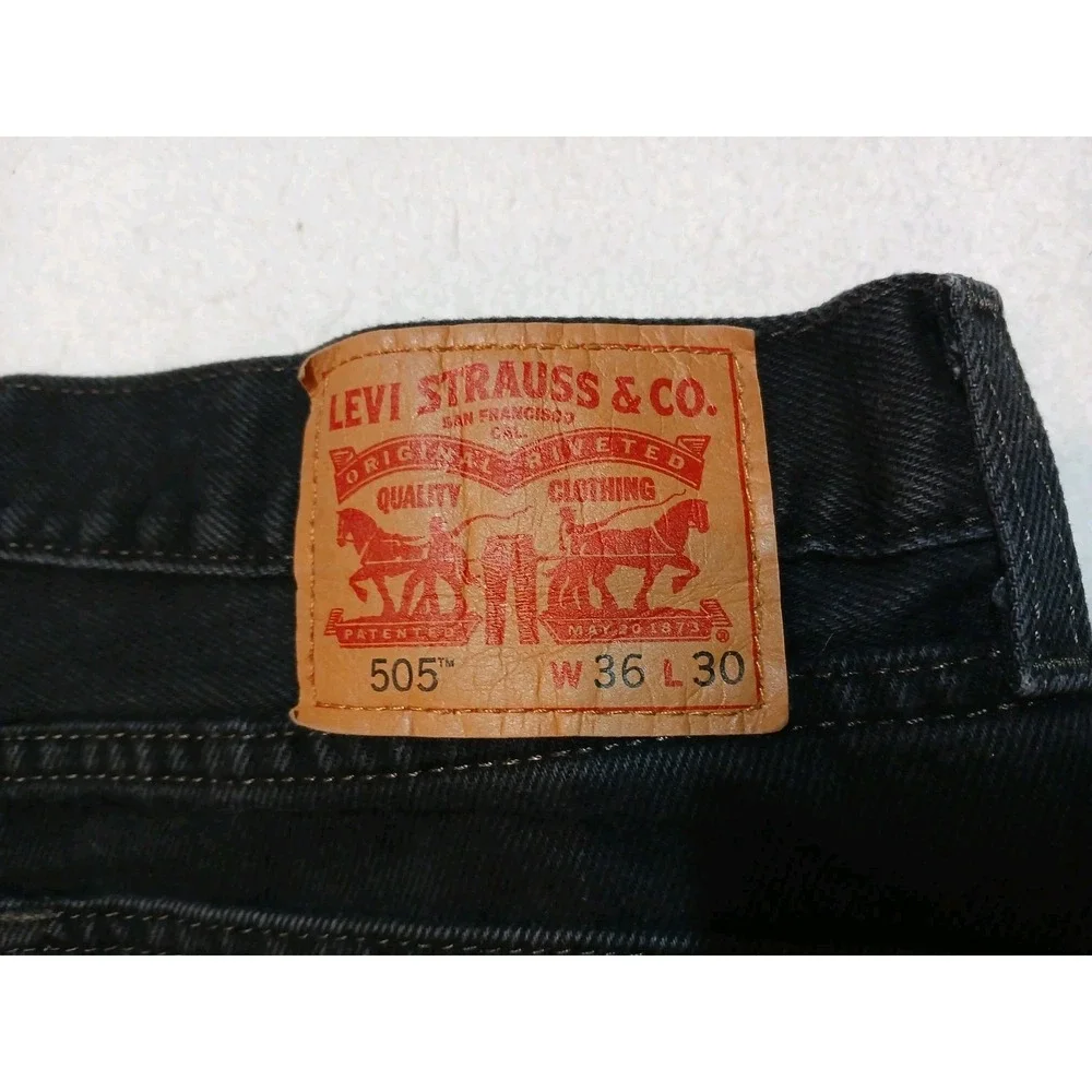 Levis 505 Regular Fit Straight Leg Black Jeans Mens 36x30 WaterLess Denim Pants